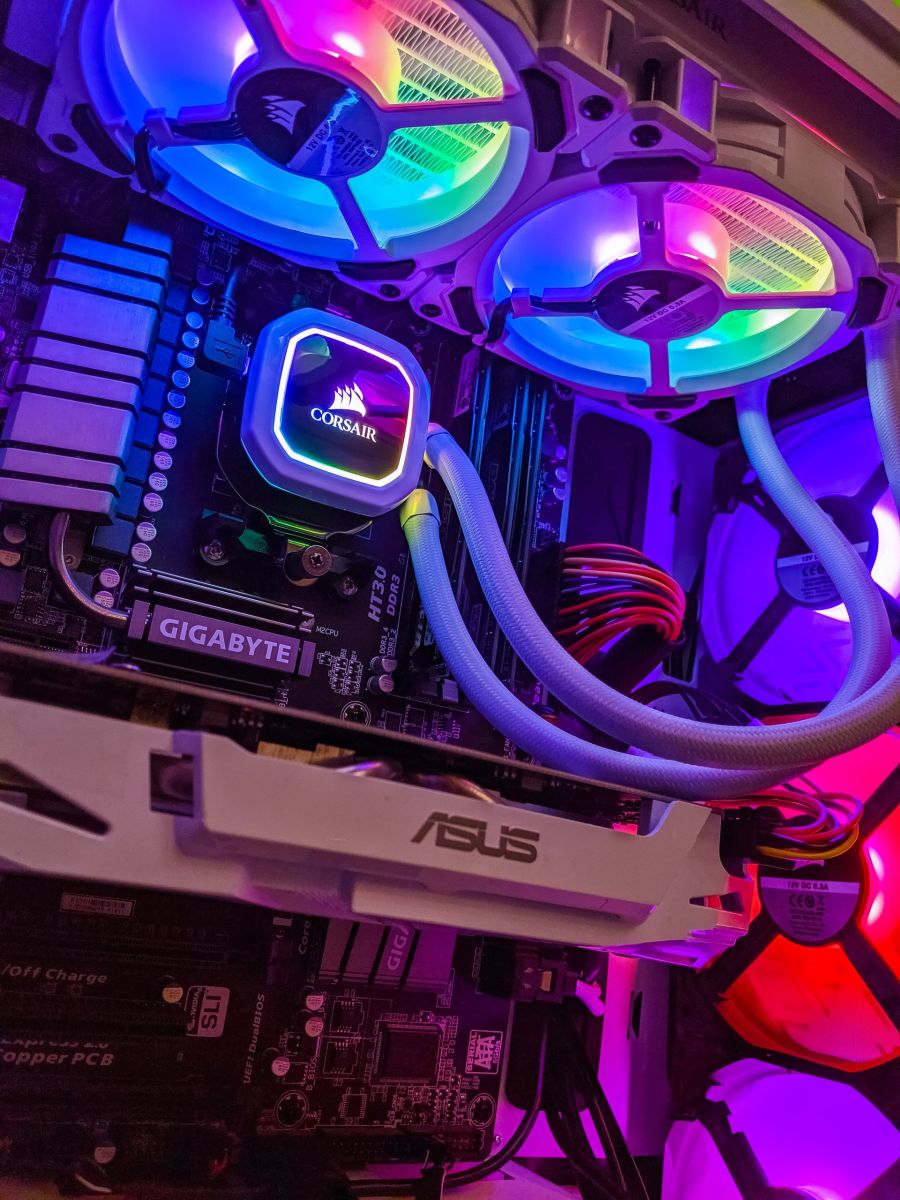 Liquid Cooling vs Air Cooling What to Choose for Your CPU